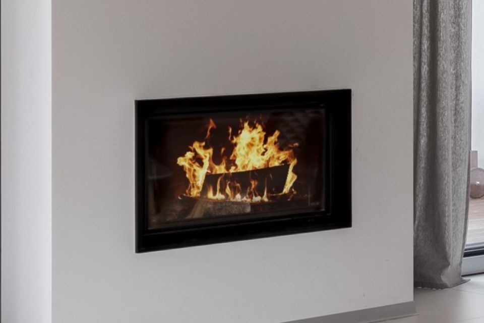 Haard Heatconnect strak en wit 